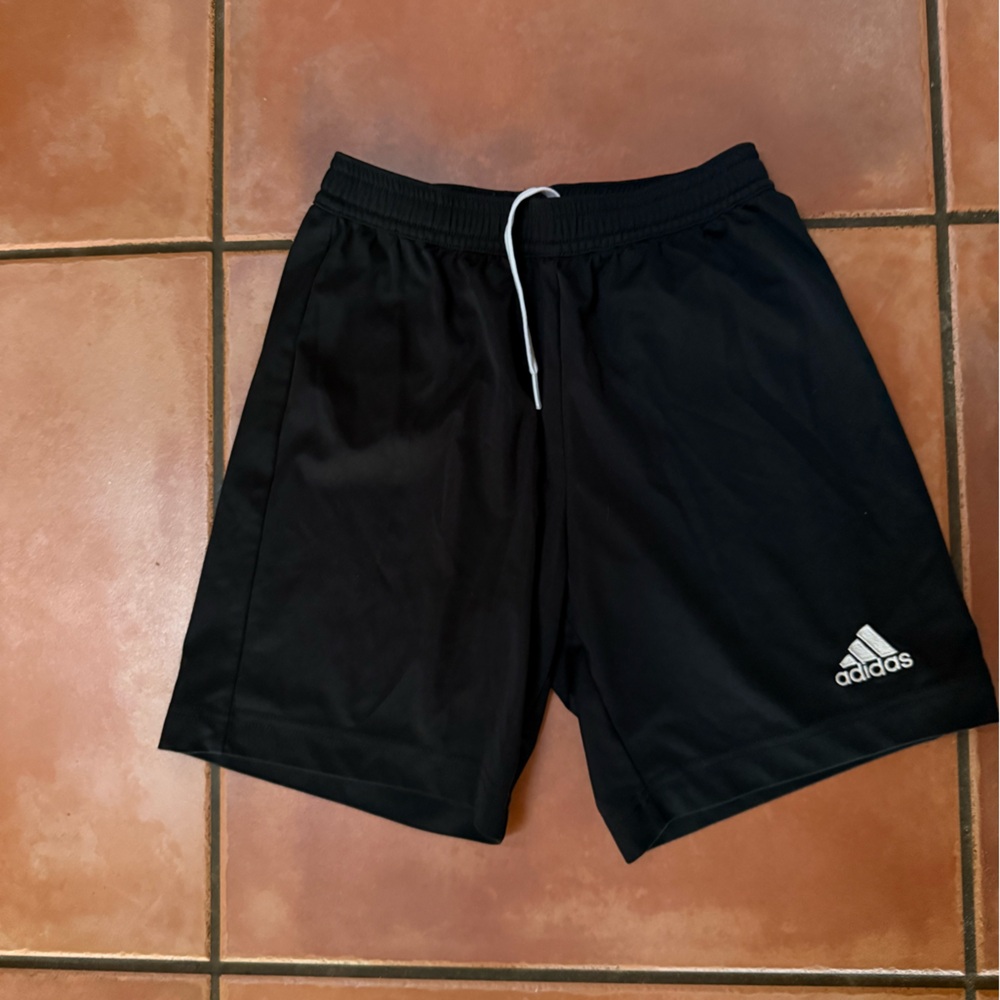 Adidas Shorts‎